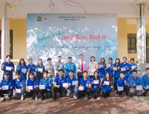 TRAO CHỨNG NHẬN KHÓA ĐÀO TẠO KHỞI NGHIỆP: HÀNH TRÌNH MỚI CHO SINH VIÊN ĐAM MÊ SÁNG TẠO